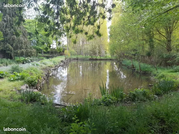 Terrain de loisir non constructible sans eau courante ni électricité PAS D AGENCE