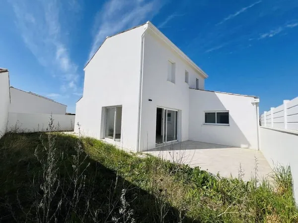 Maison neuve 132 m² à 1,2 km des plages de Saint-Palais-sur-Me