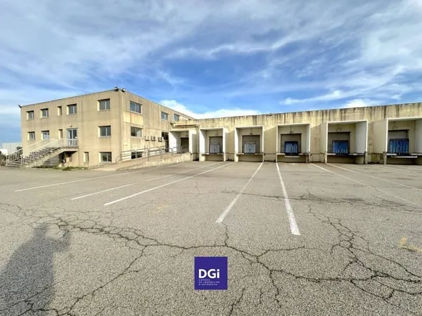 Entrepôt 1740 m²