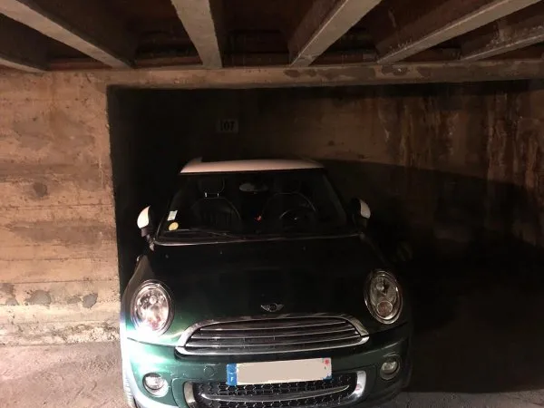 Vends parking