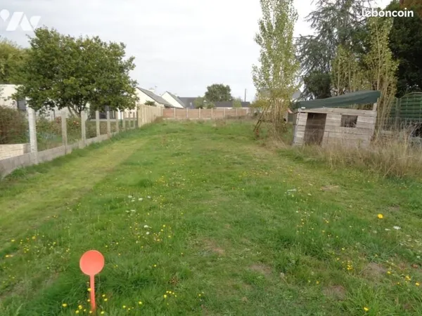 Terrain 836 m² DONGES