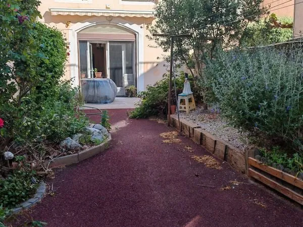 Propriété 5 pièces 145 m²