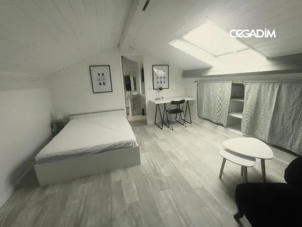 Studio 1 pièce 22 m²