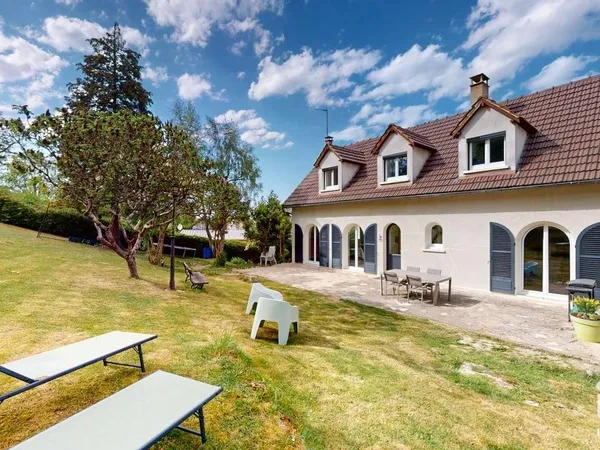 Maison 6 pièces 144 m²