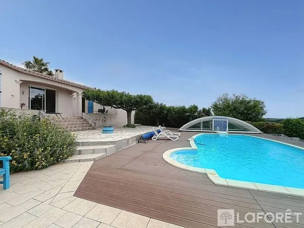 Maison de plain pied - Grand terrain constructible - Causses-et-Veyran