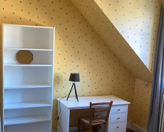 Loue chambre meublée au calme, Vendôme centre