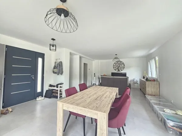 Maison 4 pièces 84 m²