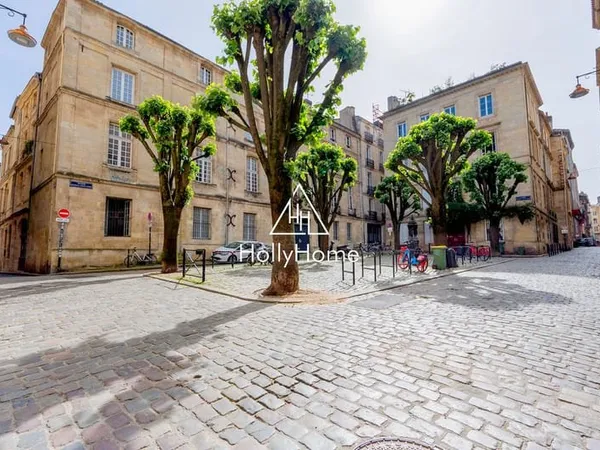 STUDIO PROCHE PLACE DE LA COMEDIE