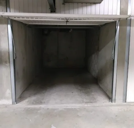 Loue parking 13m² Lyon 8ème - Maison de la Danse
