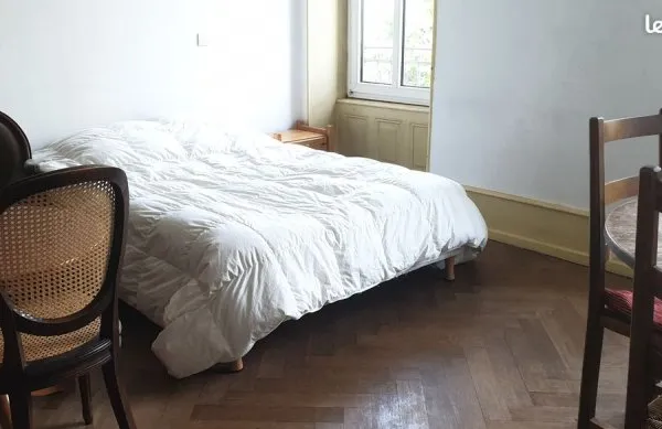 Centre - belle chambre meublée