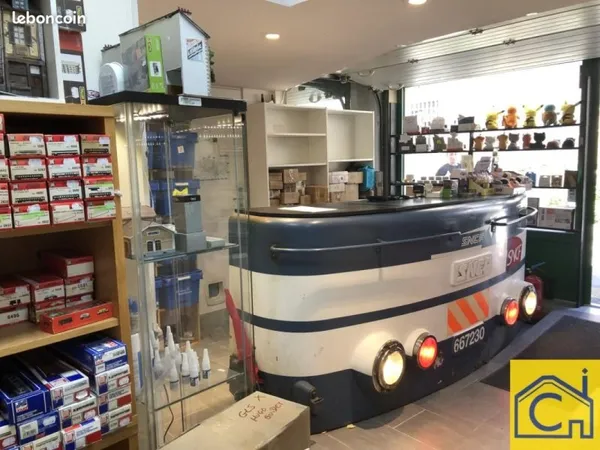 Local commercial 61 m²