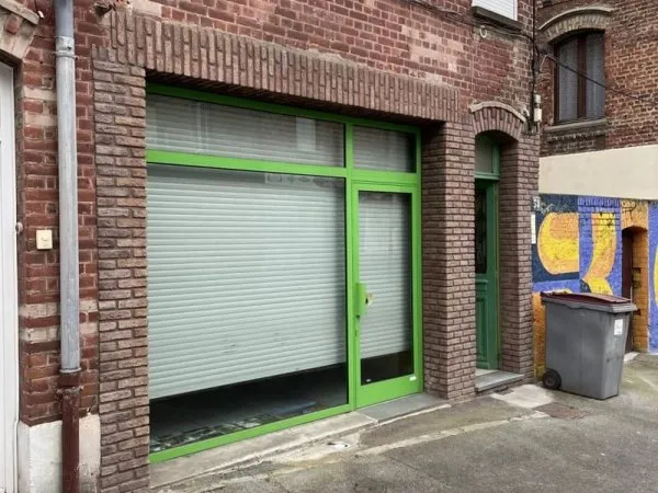 Local commercial 80 m²
