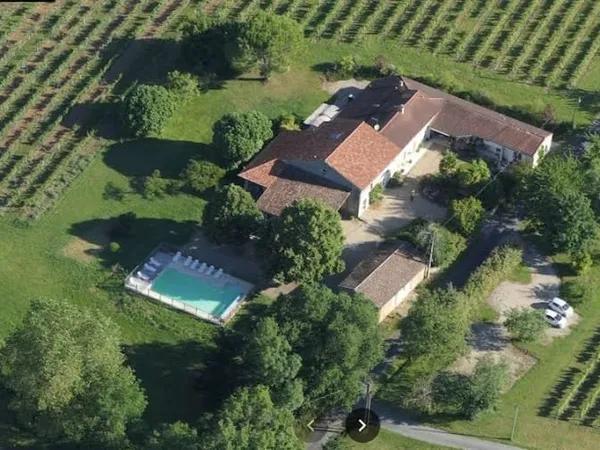 Propriété de charme avec multiples logements