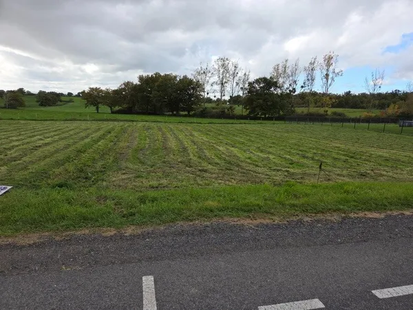 Terrain à vendre de 1 590,00 m² GOUISE (03)