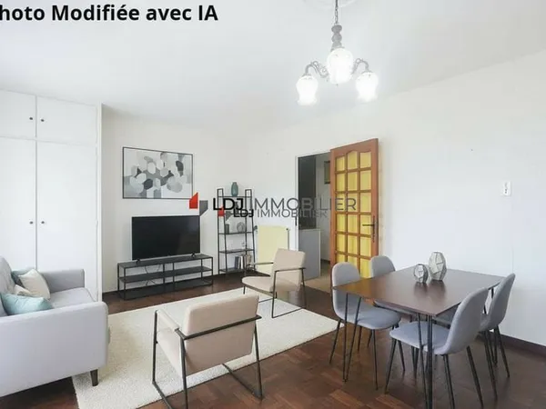 Maison de ville avec garage possibilité de divisé en 2 apparte