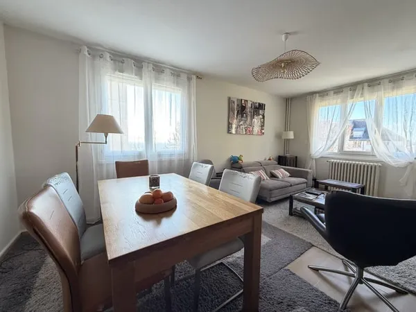 A VENDRE LE MANS - APPARTEMENT DE TYPE 2 AVEC CAVE ET BAIL E