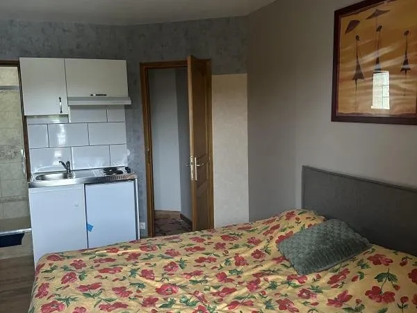 Studio / 15m² / Argenteuil (Ligne J)
