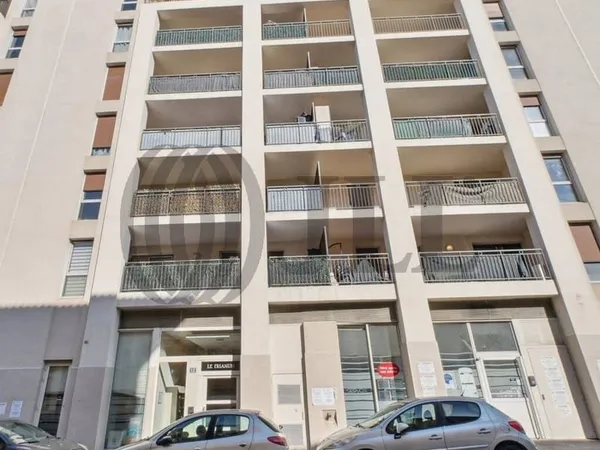 Bureaux 80 m²