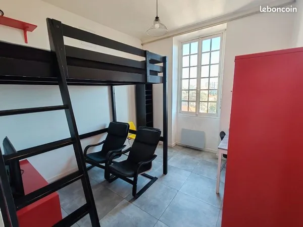 Chambre dans colocation tout compris au pied du métro A