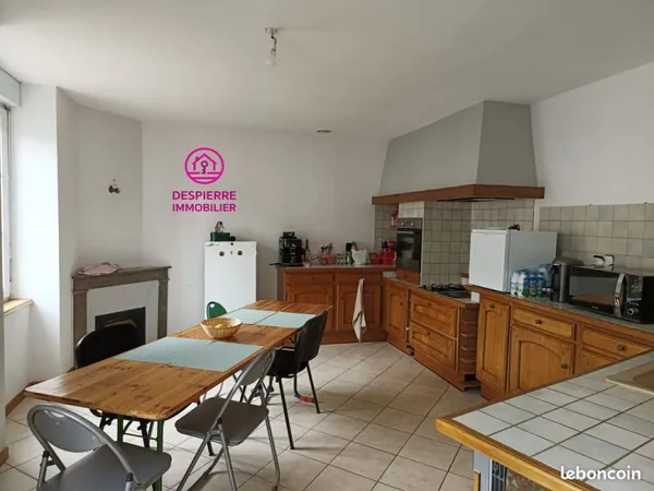 Appartement 5 pièces 180 m²