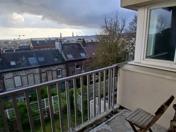 T4 90 M² + 2 PARKING. ROUEN DROITE