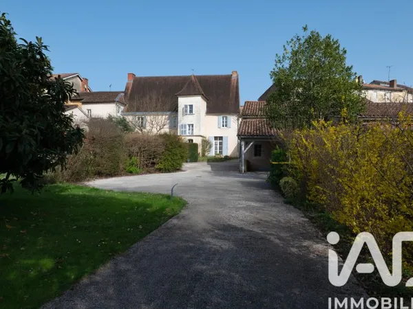 Maison 20 pièces 523 m²