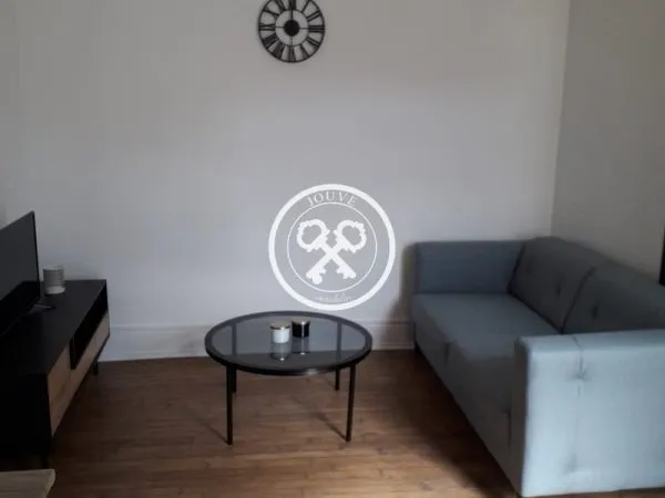 SAINTE-SAVINE - APPARTEMENT TYPE 2 MEUBLE