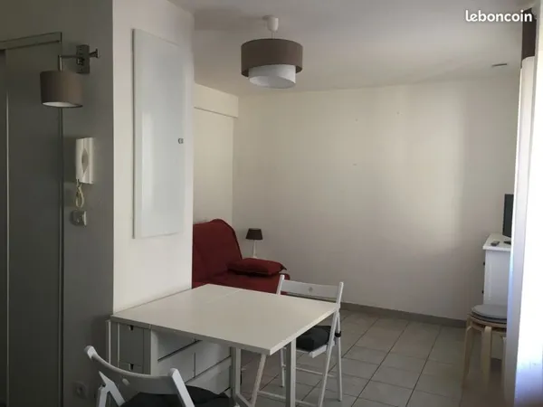 Studio meublé 24 m² + Parking