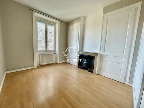 Appartement T3, 67 m2, Lyon 2 (Perrache)
