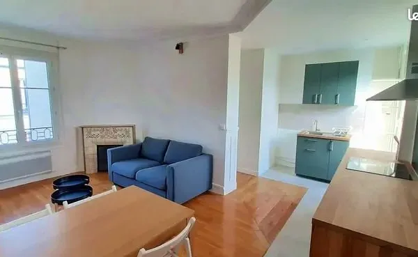 T3 Appartement de charme meublé au 6ème étage avec ascenseur, 75015