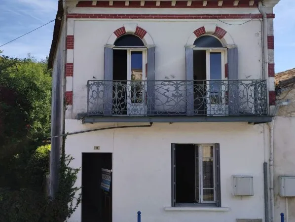 Jolie maison de village de 130m2, située au coeur d'un villag