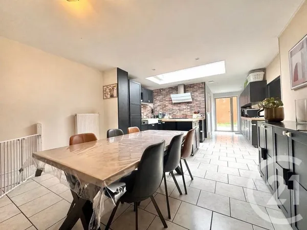 Maison 4 pièces 94 m²
