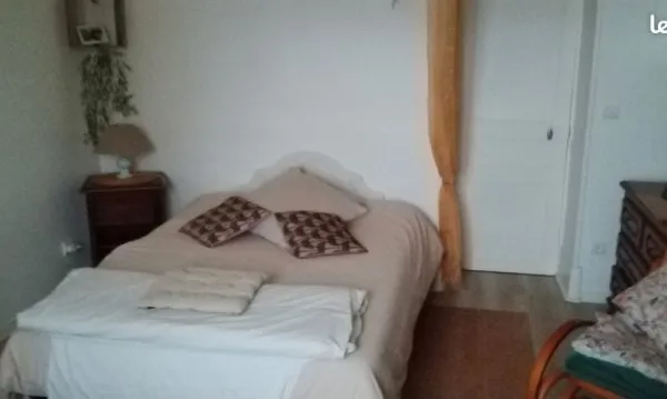 Loue chambre semaine ou mois