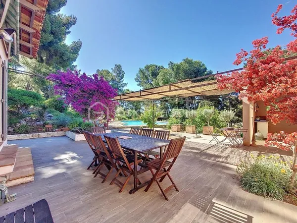 Maison 6 pièces 135 m²