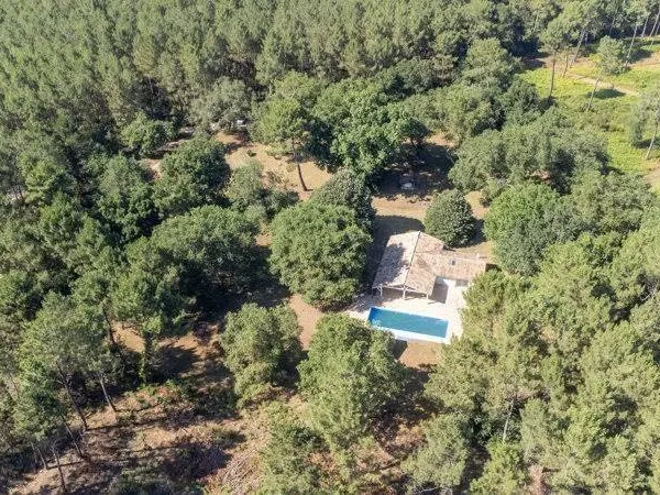 Maison 9 pièces 270 m²