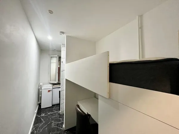 Paris 16. Ranelagh - Exclusivité - studio