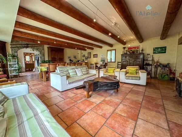 GAMME PRESTIGE « LA MAJESTUEUSE PYRENEENNE » Maison d'hôtes