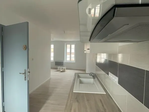 Lumineux studio de 28 M²- Hypercentre AGEN