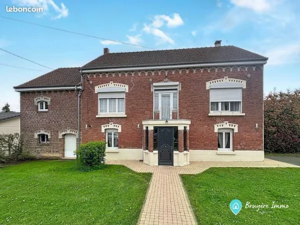 Maison 11 pièces 203 m²