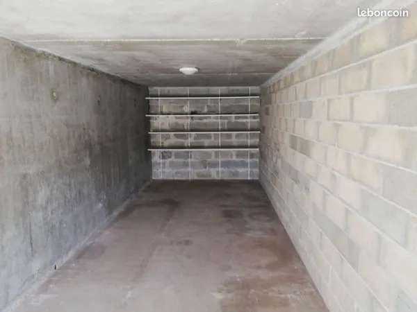 Garage à louer