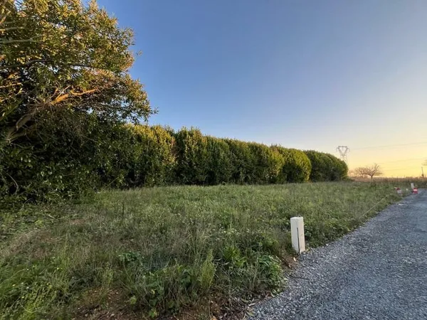 Terrain À Vendre Clavette