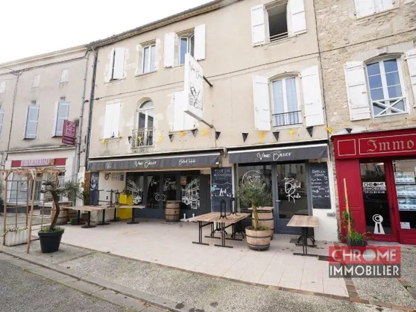 BAR-RESTAURANT DANS VILLE TOURISTIQUE