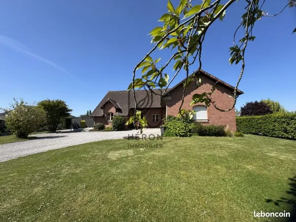 Maison 7 pièces 204 m²