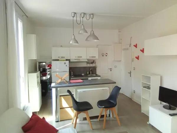 Studio 1 pièce 26 m²