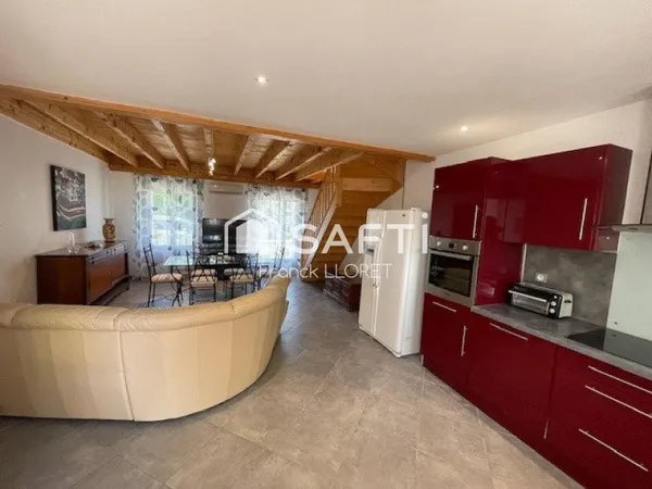 Propriété de trois appartements ideal gd famille ou locatif