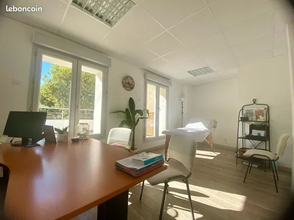 Cabinet de bien être à partager