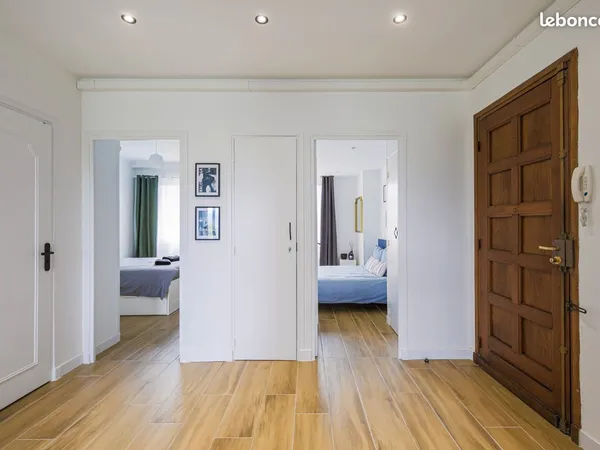 Colocation 3 ch - Vue exceptionnelle Grésivaudan - 7e étage, balcon, clim, moderne, calme, équipé + 