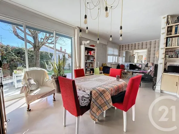 Maison 5 pièces 130 m²