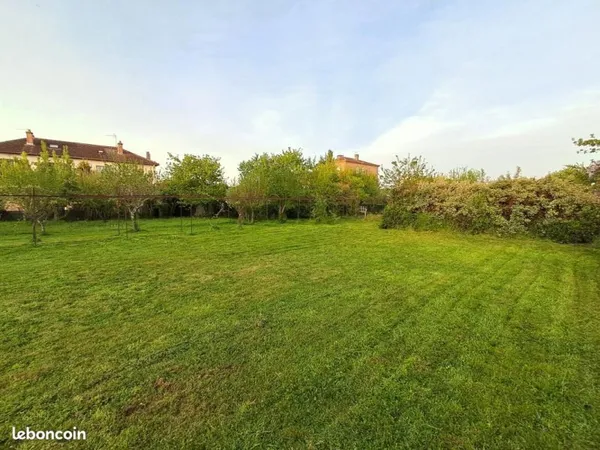 Terrain 859 m² Albi