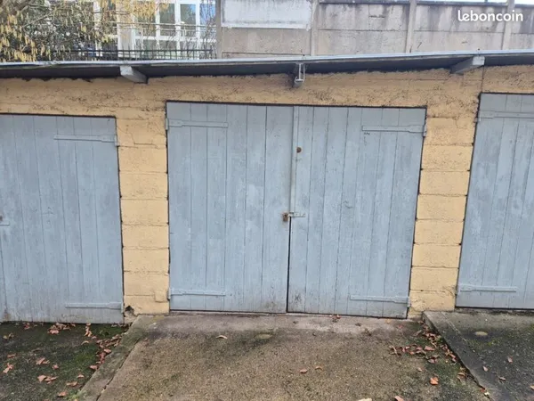 Location box